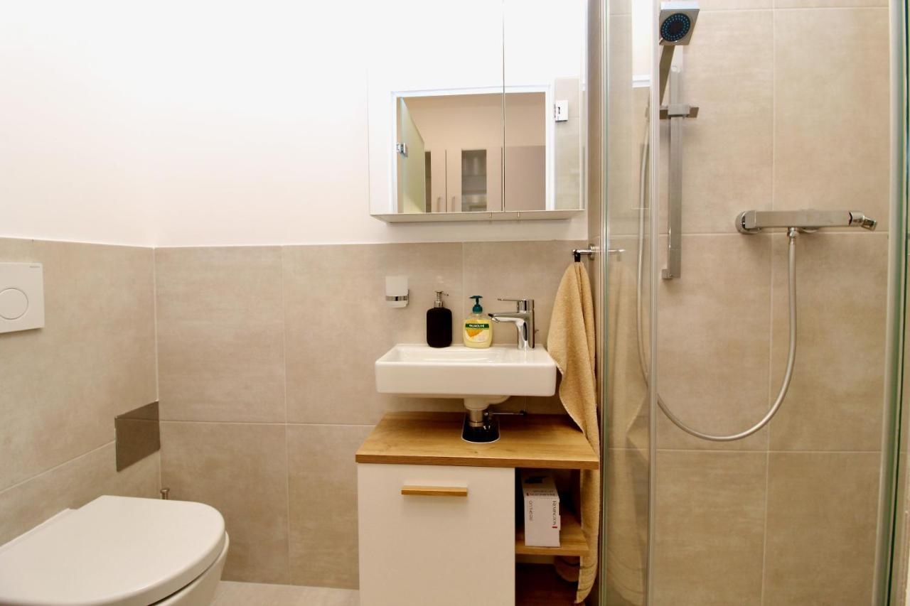 Central Studio Work And Travel Vienne Extérieur photo