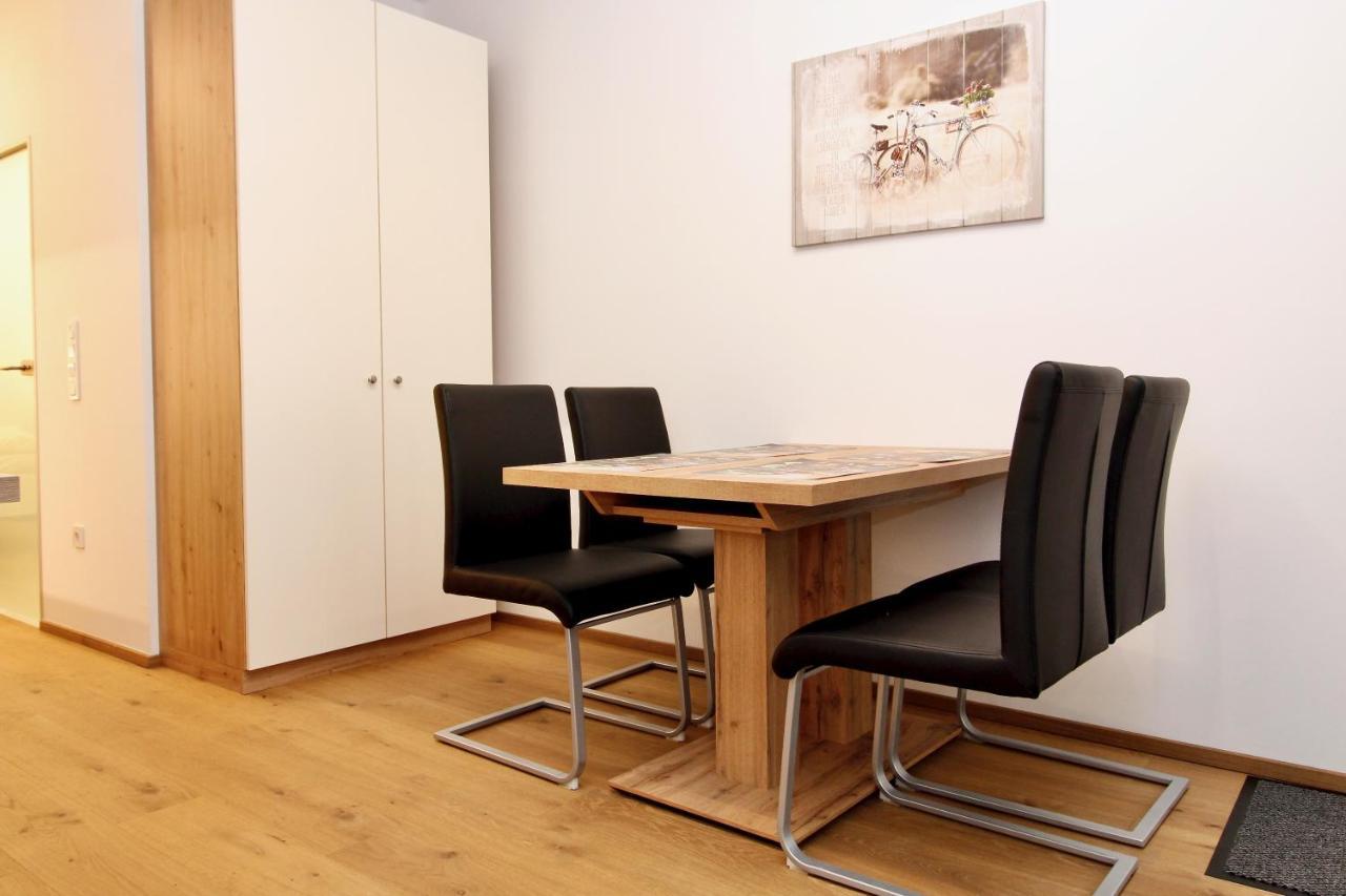 Central Studio Work And Travel Vienne Extérieur photo