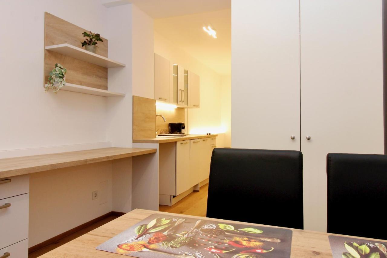 Central Studio Work And Travel Vienne Extérieur photo